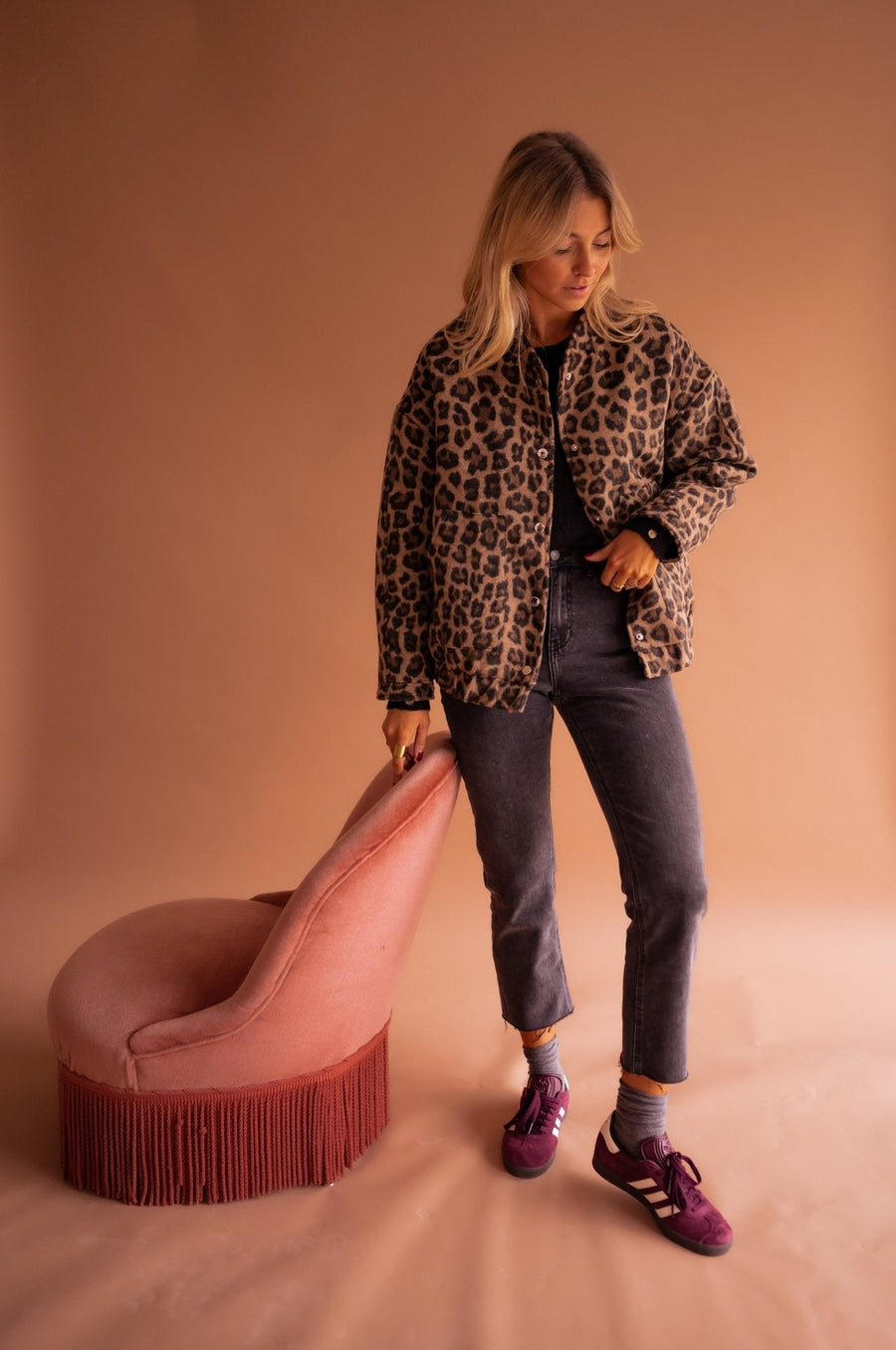 Dámská krátká bunda s leopardím vzorem | Dlouhý rukáv