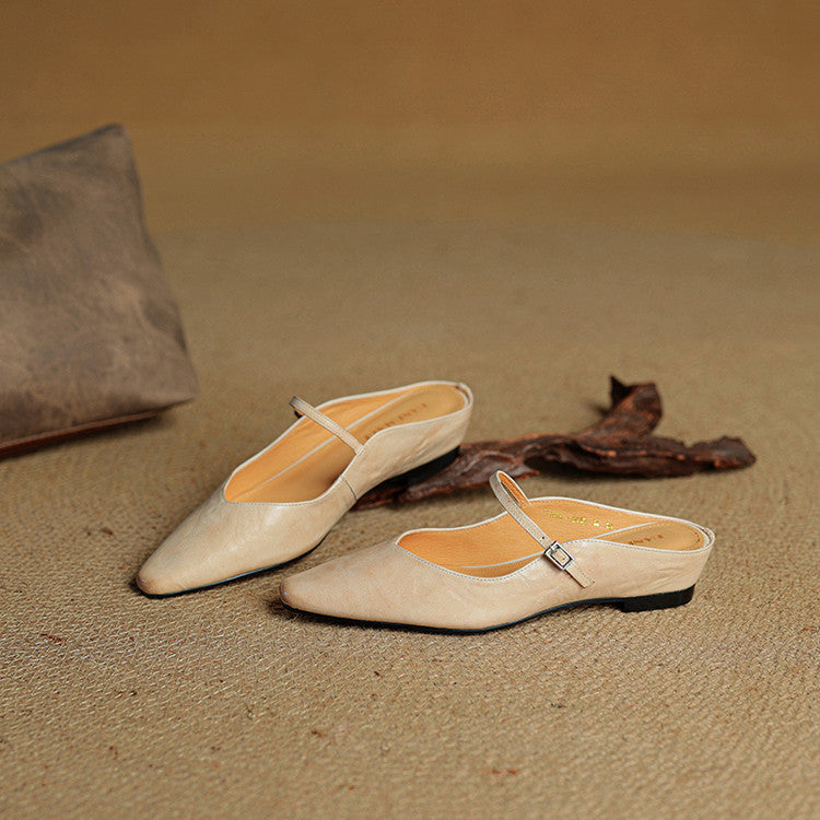Women’s Pointed-Toe Low-Heel Pumps | With Strap